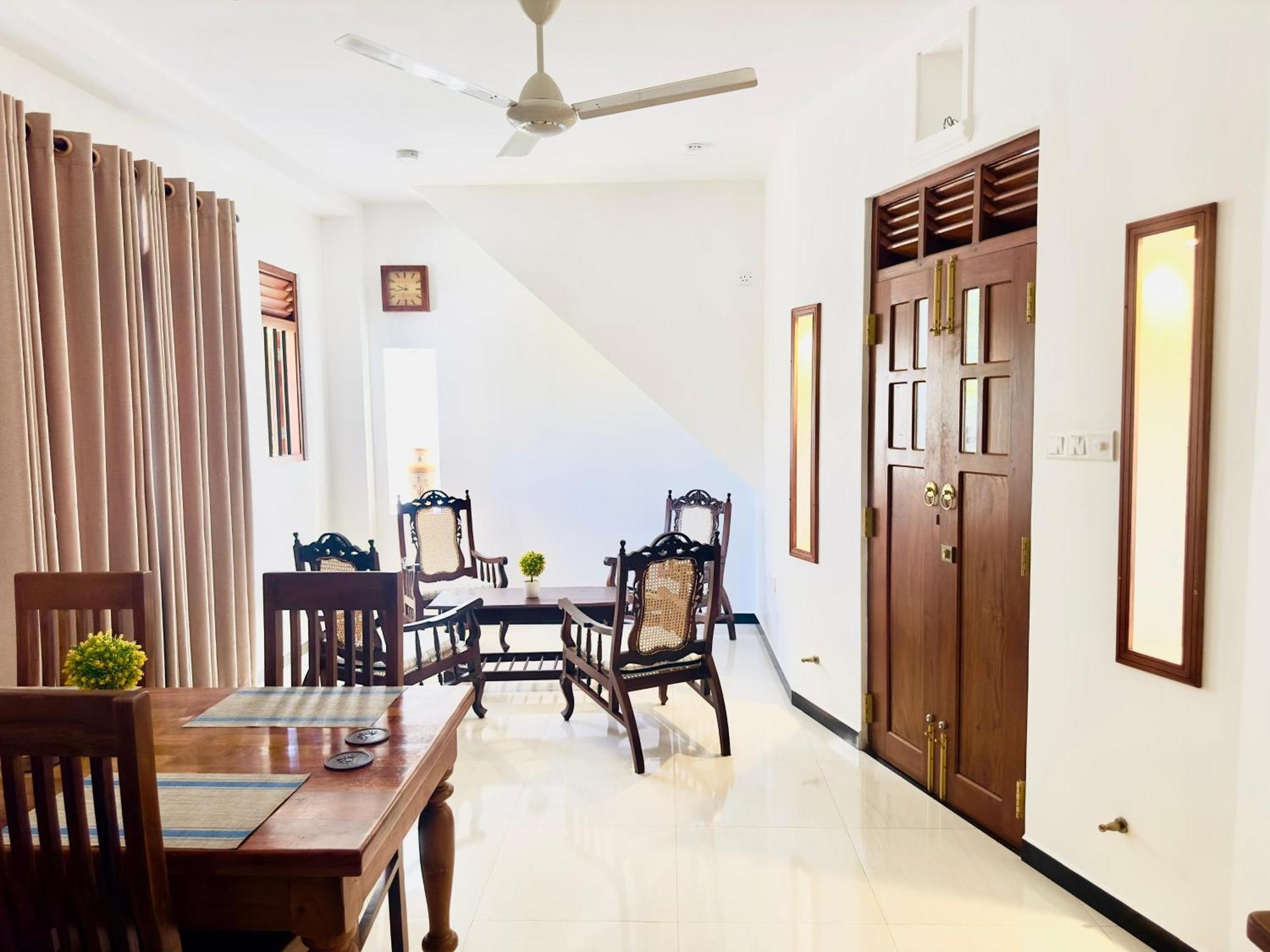 Halcyon Rest Villa Hikkaduwa Buitenkant foto