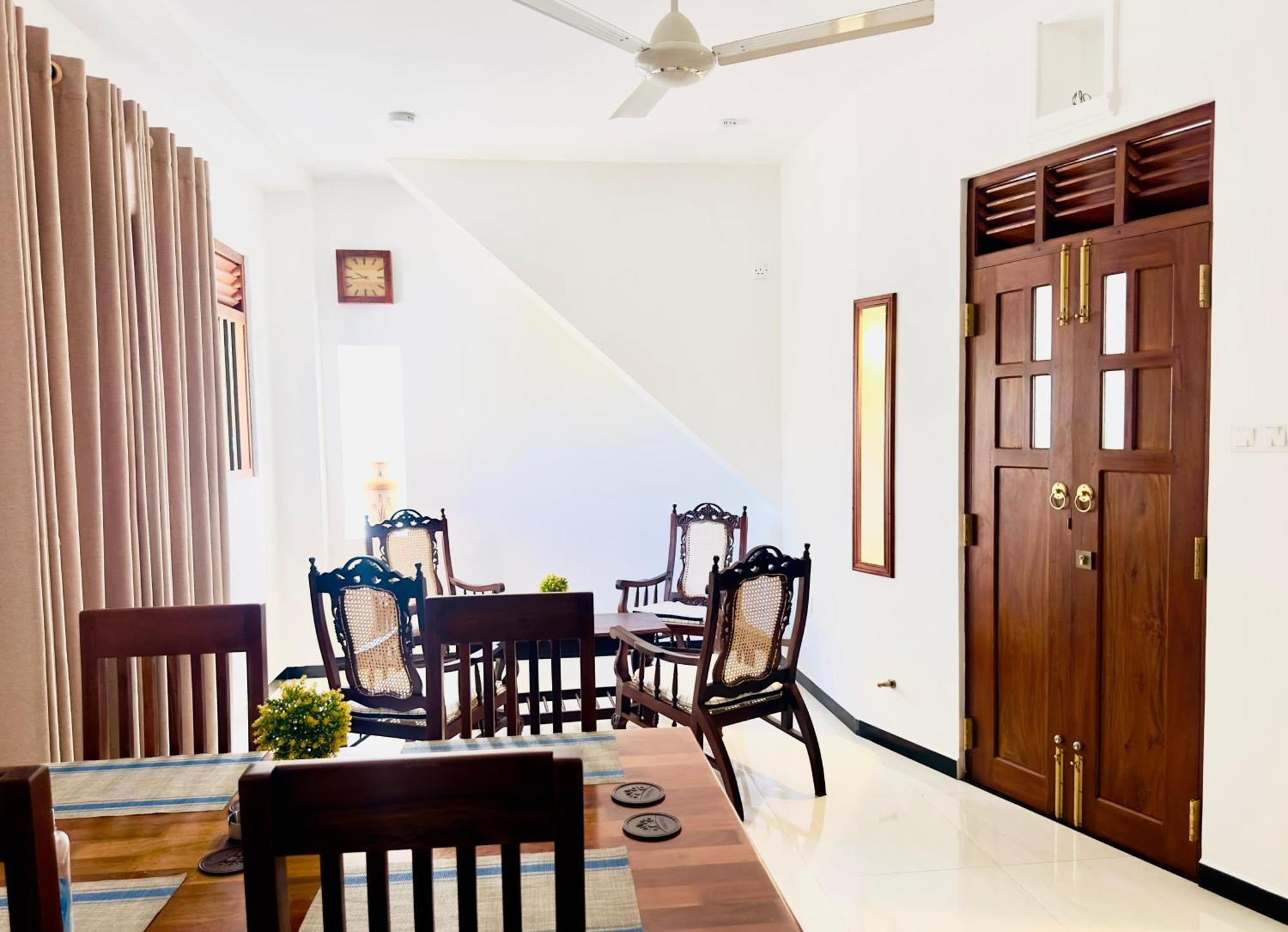 Halcyon Rest Villa Hikkaduwa Buitenkant foto