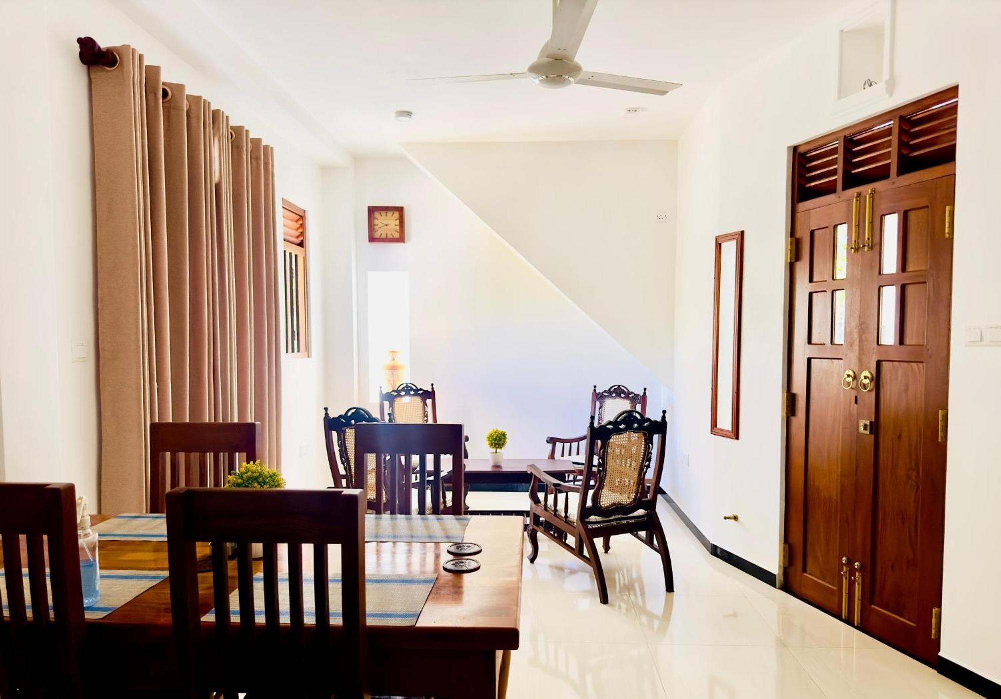 Halcyon Rest Villa Hikkaduwa Buitenkant foto
