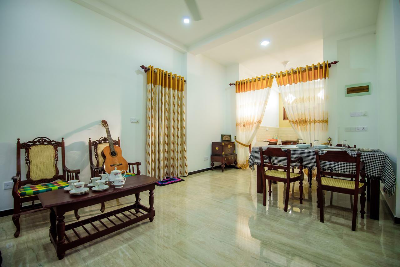 Halcyon Rest Villa Hikkaduwa Buitenkant foto