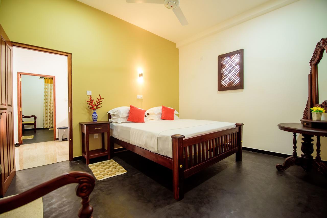 Halcyon Rest Villa Hikkaduwa Buitenkant foto